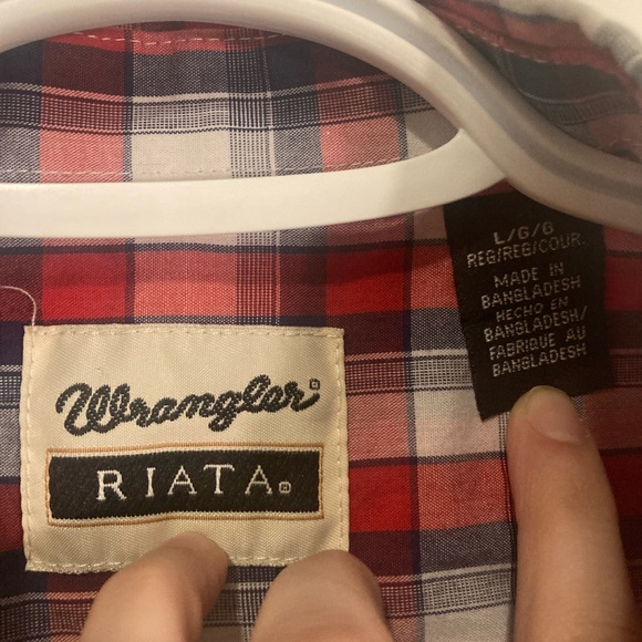 Wrangler long sleeve button up (kids) - Picture 4 of 5